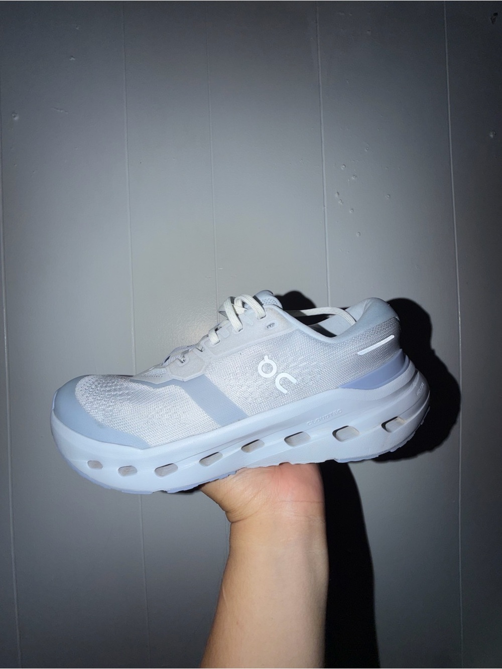 Women On Running Cloud Runner 3 Shoes Size 10